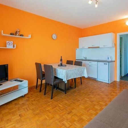 Apartment Mira Криквеница Екстериор снимка
