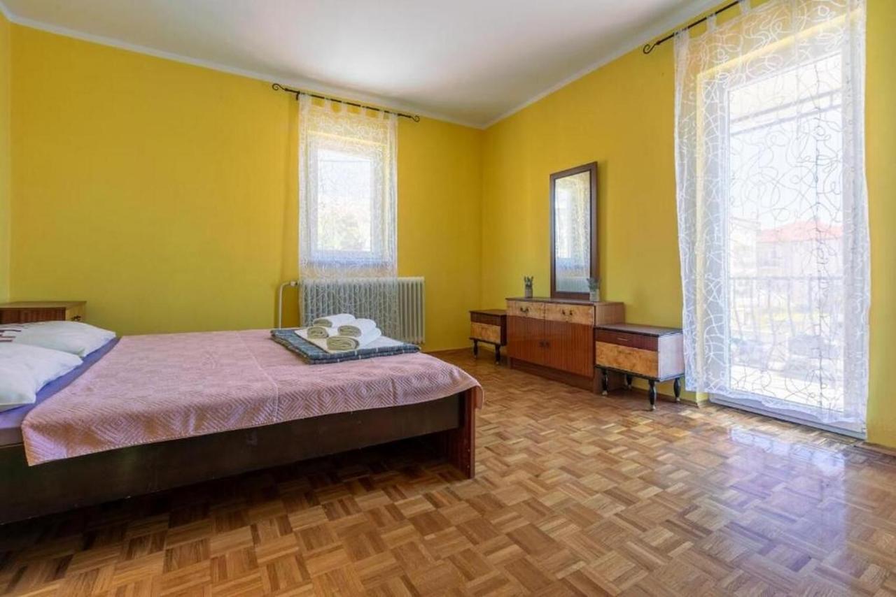 Apartment Mira Криквеница Екстериор снимка